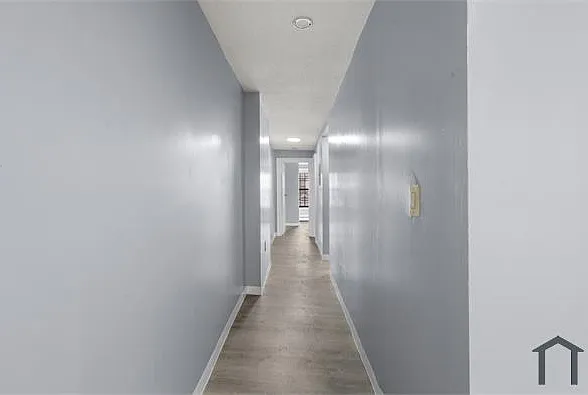 26 Lawrence St — Photo 8