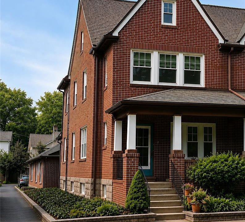 1st image of 1715 Elm St