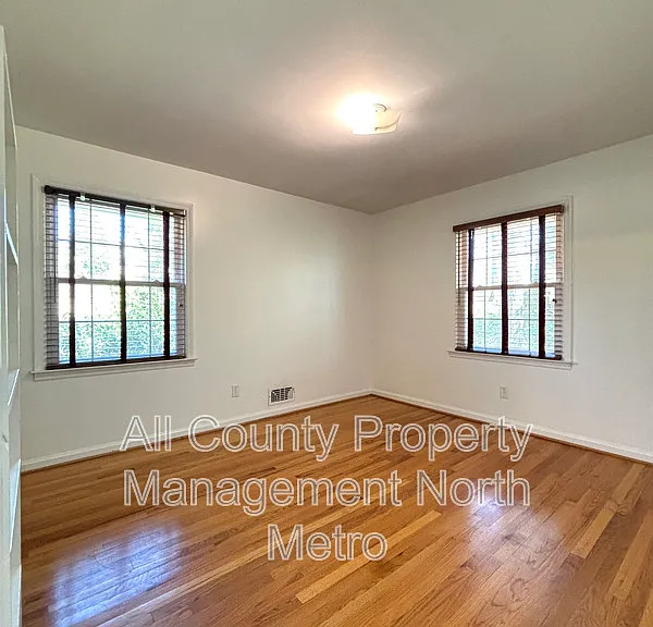 1273 Becket Dr NE — Photo 14