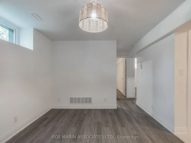 334 Shaw St #LOWER — Photo 14
