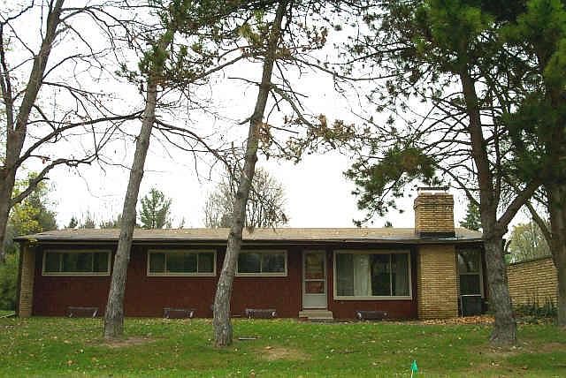 1st image of 6240 N Grandview Dr