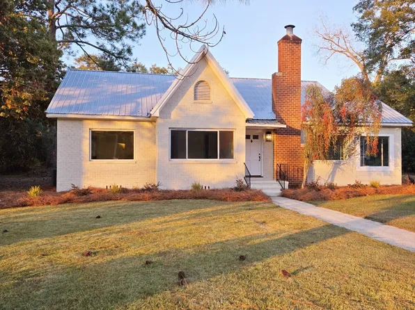 844 E Johnson St, Dawson, GA 39842