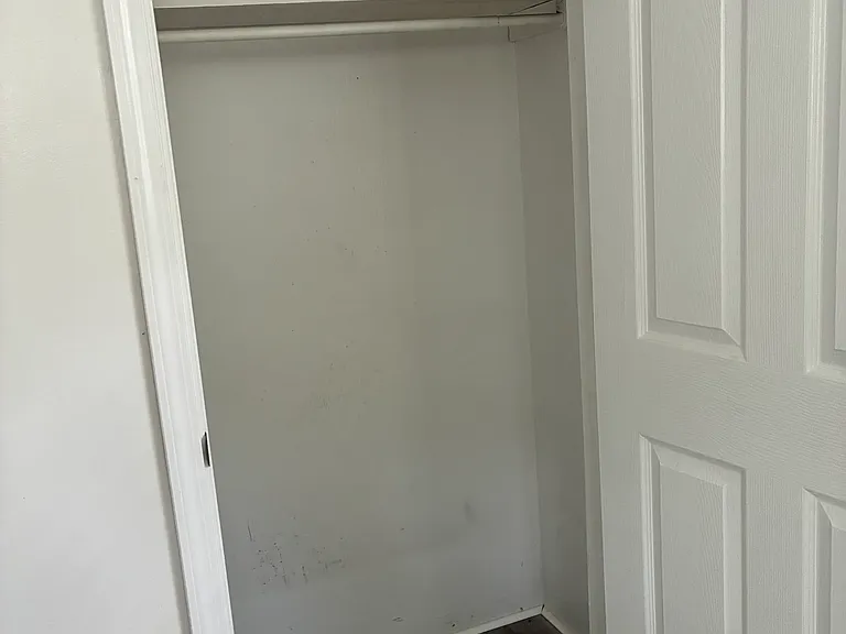 102 Thacker Ln #104 — Photo 6