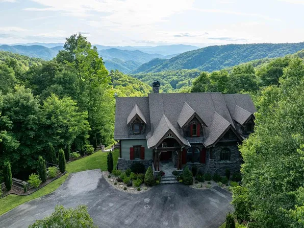 1653 Alarka Highlands, Bryson City, NC 28713