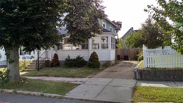 2nd image of 41 Berkshire St