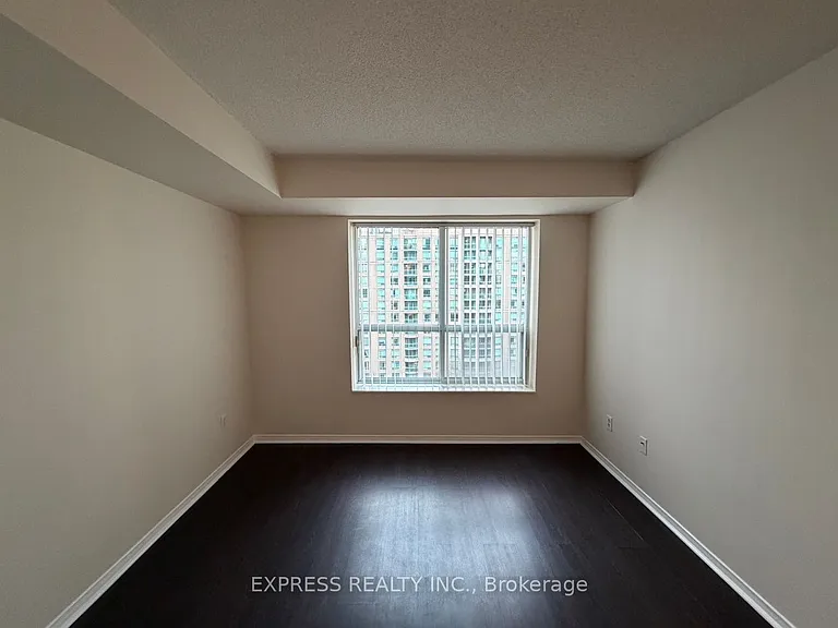 29 Pemberton Ave #1005 — Photo 5