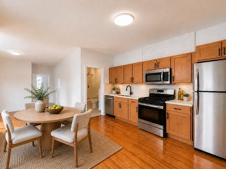 14 Creighton St #2 — Photo 2