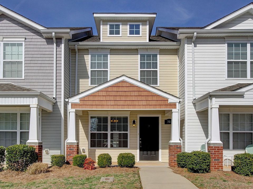 1st image of 303 Sam Houston Cir