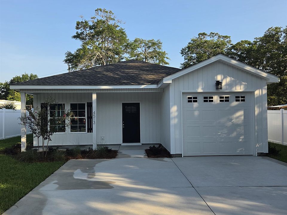 1st image of 4513 Pelican St.