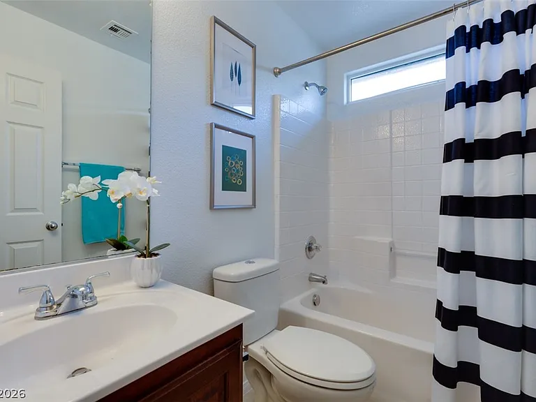 3305 Umbria Gardens Ave — Photo 20