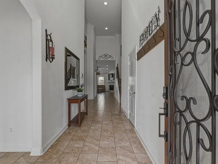 19122 Gaslamp Point Ct — Photo 4