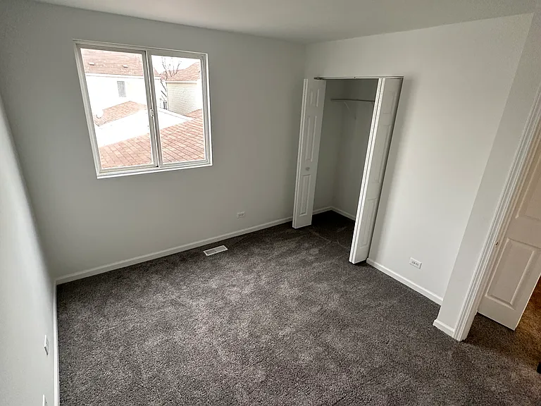 923 Four Seasons Blvd — Photo 9