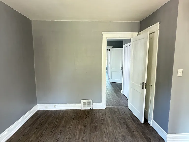 665 E 160th St #2 — Photo 9