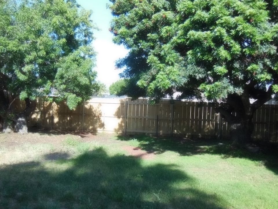 2nd image of 4623 Catherine Ave