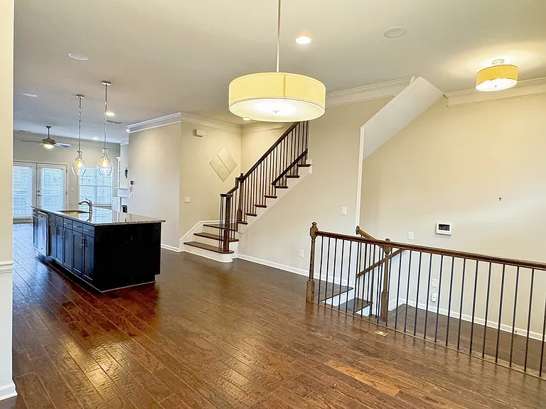 745 Fountainhead Ln NE #14 — Photo 5