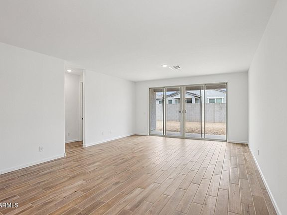 4th image of 18224 W LA SENDA Drive
