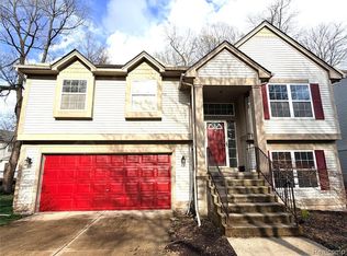 845 Canter Ln, Auburn Hills, MI 48326