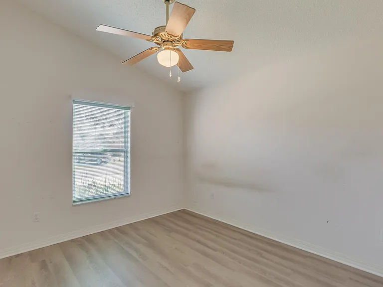 132 Marsh Island Cir — Photo 20