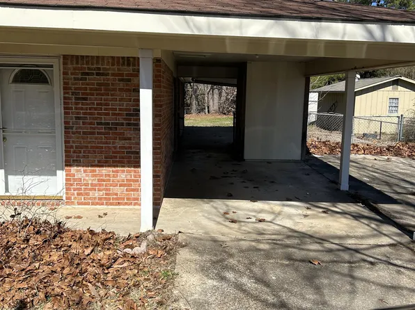 207 Belview Rd, Leesville, LA 71446