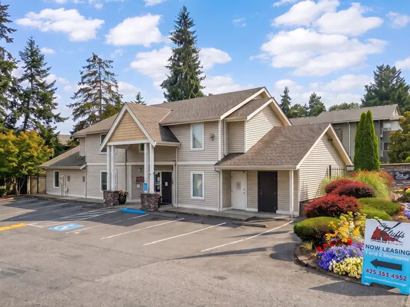 Bluffs at Evergreen, 2 W Casino Rd #D083, Everett, WA 98204