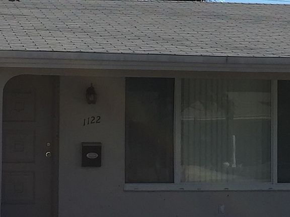 2nd image of 1122 SE 2nd Ave