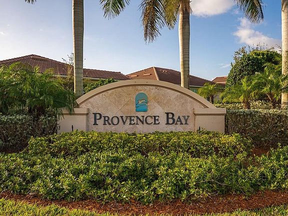 5th image of 258 Provence Pl
