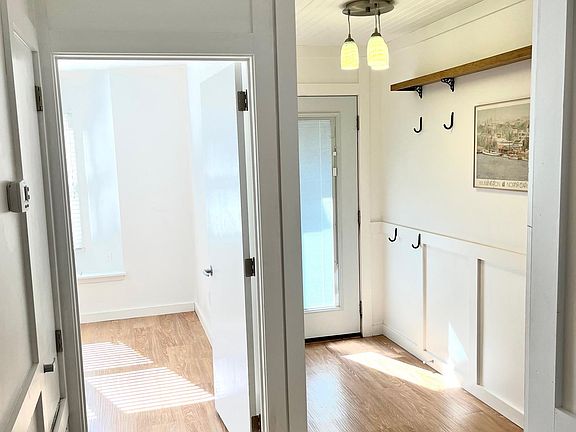 3rd image of 1800 Eastwood Rd APT 206