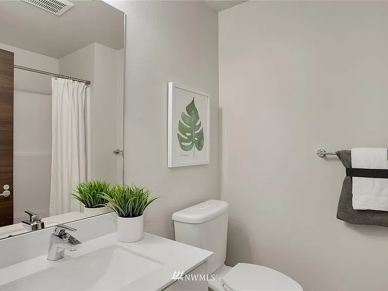 520 Fremont Walk SE — Photo 24