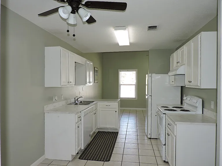 5931 Pinetree Ave #5931 — Photo 13