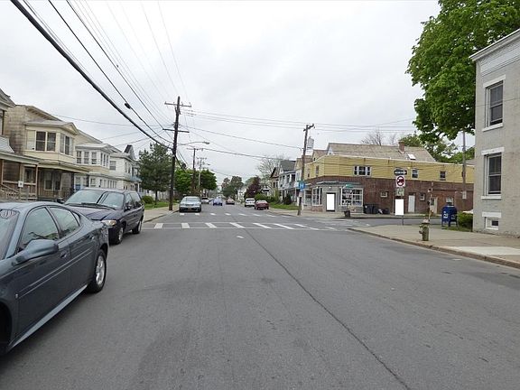 5th image of 319 2nd Ave