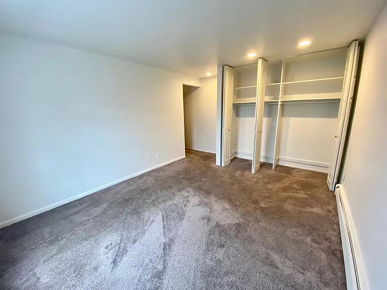 504 Saint Johns St — Photo 105