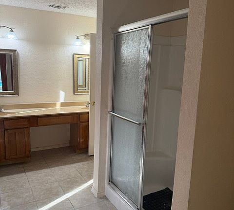 5th image of 418 Benjamin Ln