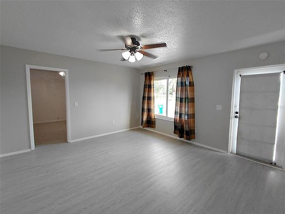 5th image of 18292 MORRISSON AVENUE