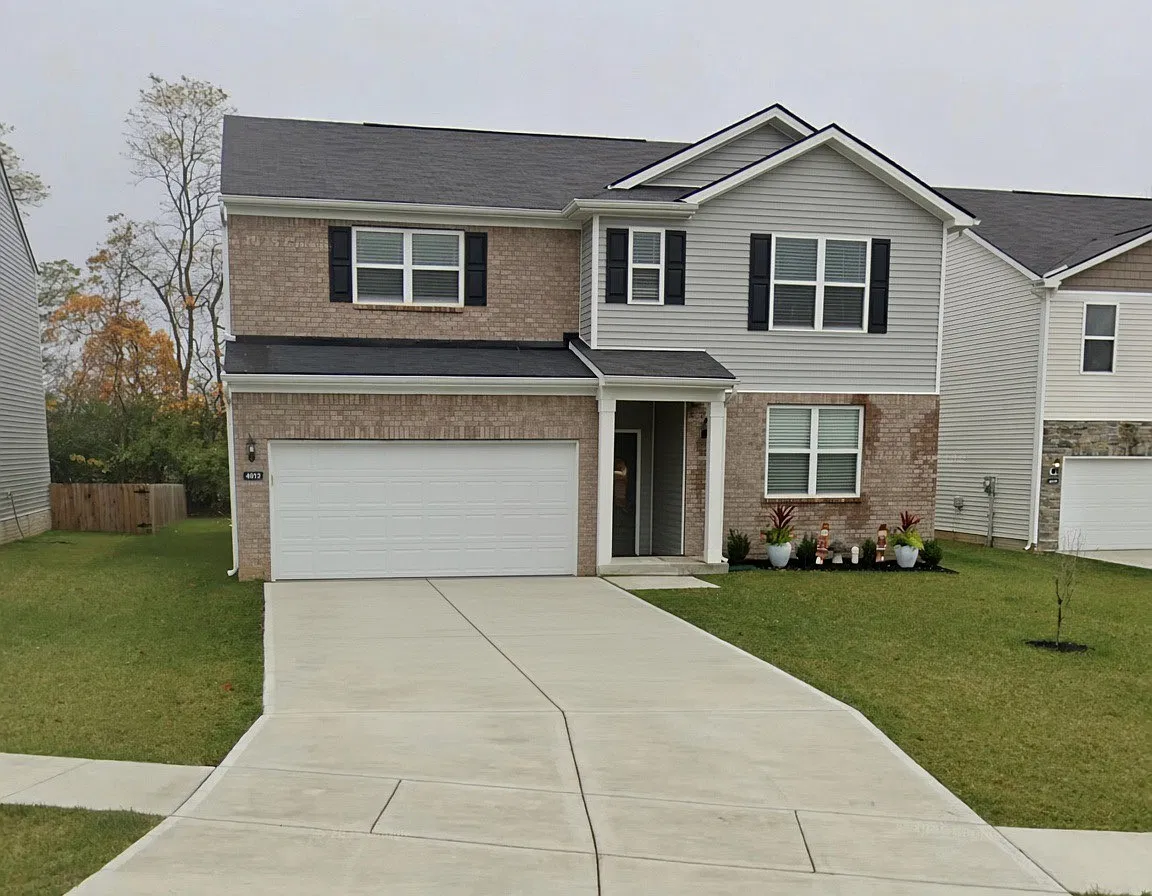 4 bed, 2.5 bath, 3020 sqft, $2,800 — Photo 1