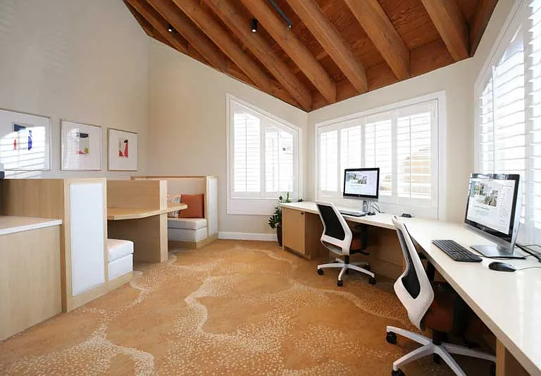Promontory Point Apartment Homes — Photo 28
