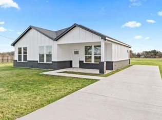 245 Vz County Road 3122, Edgewood, TX 75117