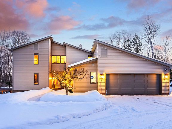 4th image of 1722 North Rd