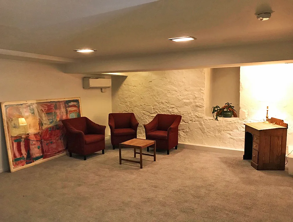 2 bed, 950 sqft, $2,000 — Photo 3