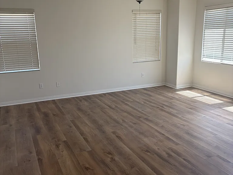 36305 Clearwater Ct — Photo 13