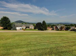 835 Wild Cherry Ln, Rockingham, VA 22801