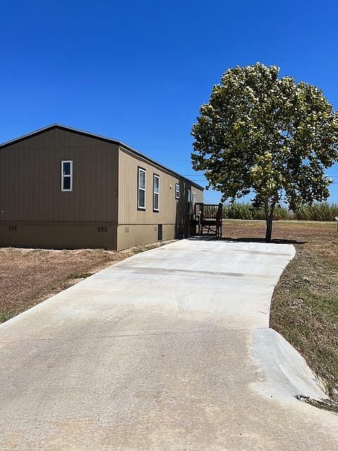 1st image of 142 Zain Ln
