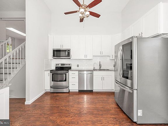 2nd image of 1715 Dogwood Dr