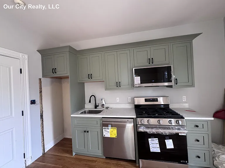 91 Cushing St #1 — Photo 2
