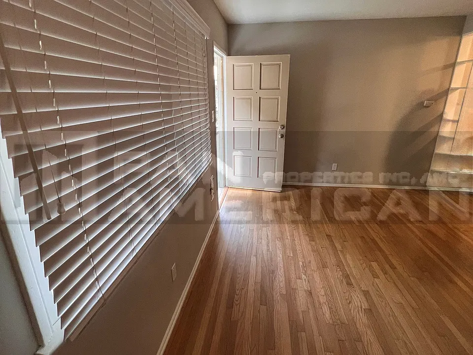 335 S Los Robles Ave #D