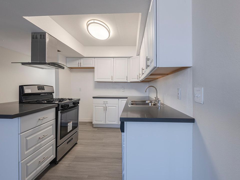 Beautiful Newly Designed Kitchen