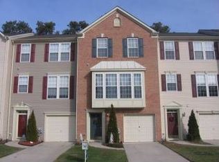 112 Colts Neck Dr, Sicklerville, NJ 08081