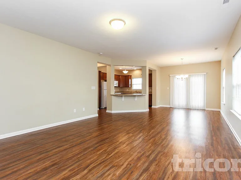 5609 Lipizzan Ln — Photo 2