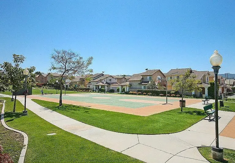 Skyflower Ln — Photo 13