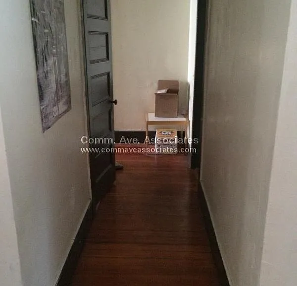 88 Gardena St — Photo 6