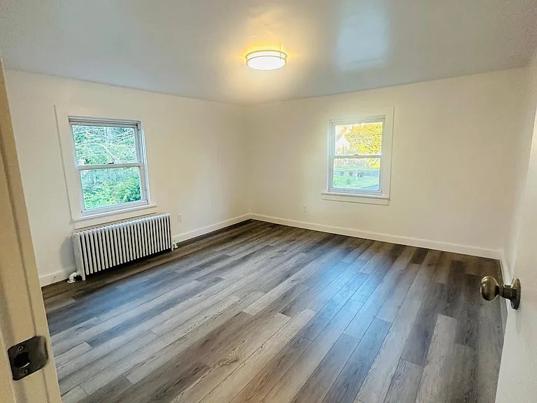 525 Cherry Ln — Photo 22